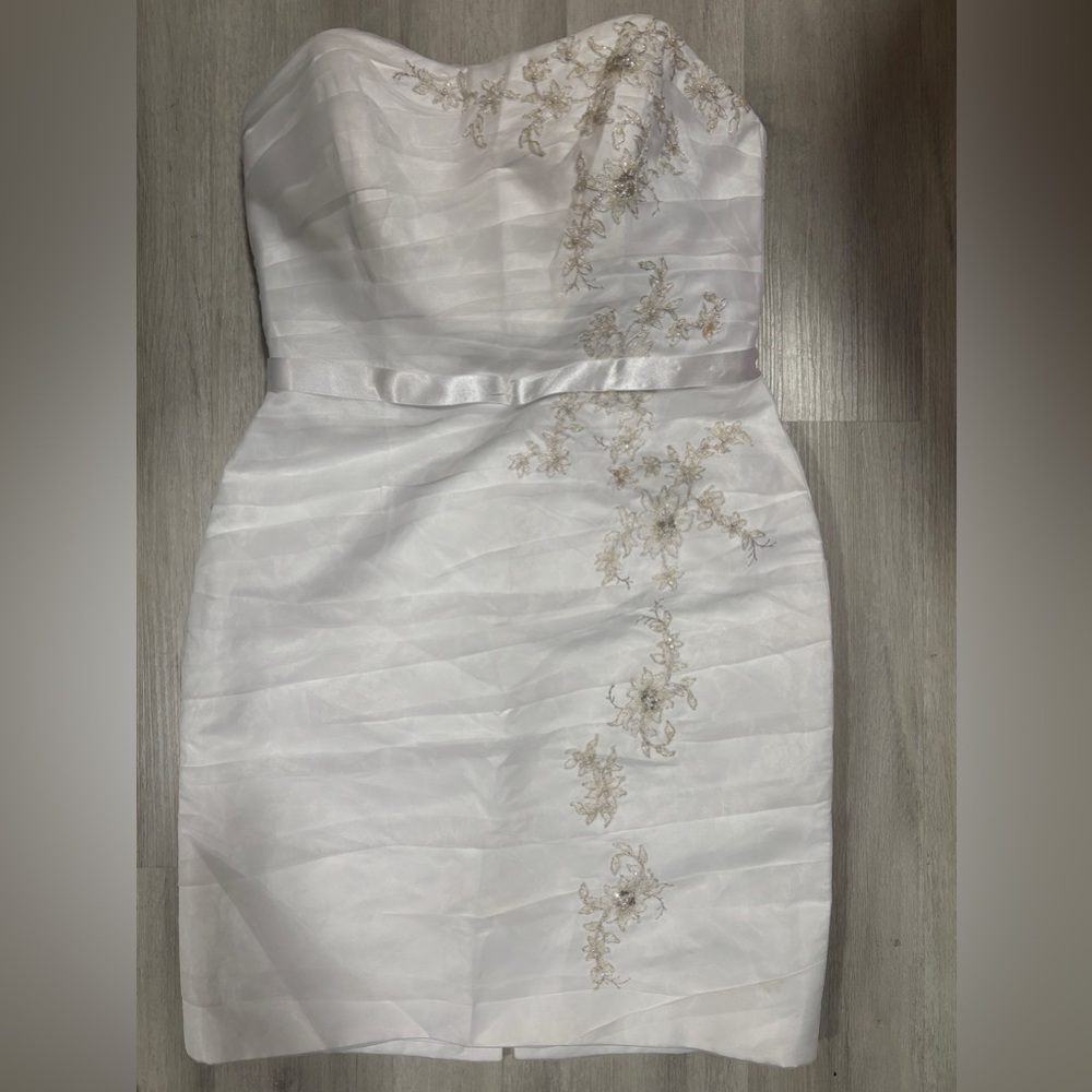 Sexy Chic David Bridals White Strapless Bustier Short Embroidered Dress Size 14